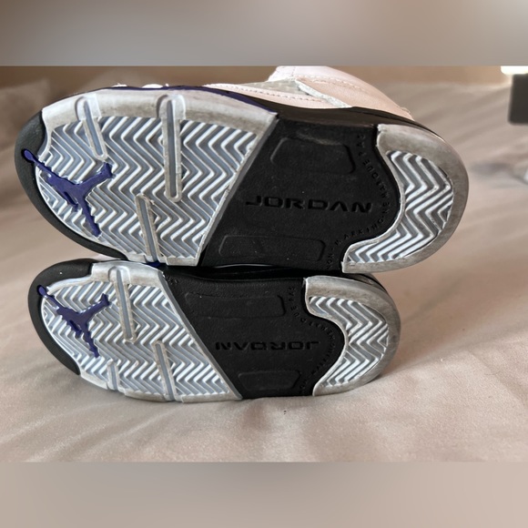 JORDAN 5 retro dark concord (TD) like new. 8c - Picture 6 of 6